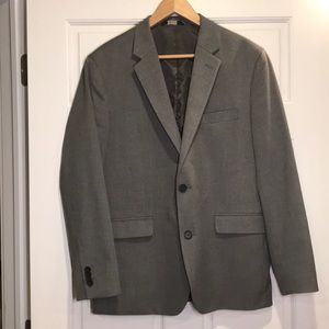 Banana Republic Factory Grey Suit - 42S